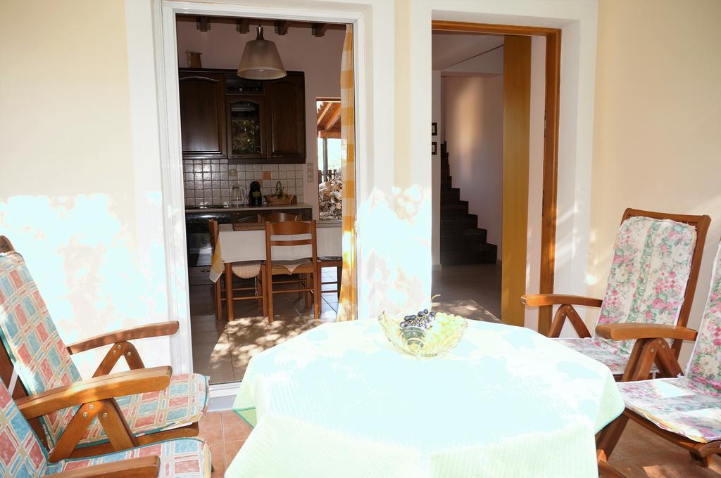 Villa The Platanus Tree Kato Vasiliki 外观 照片