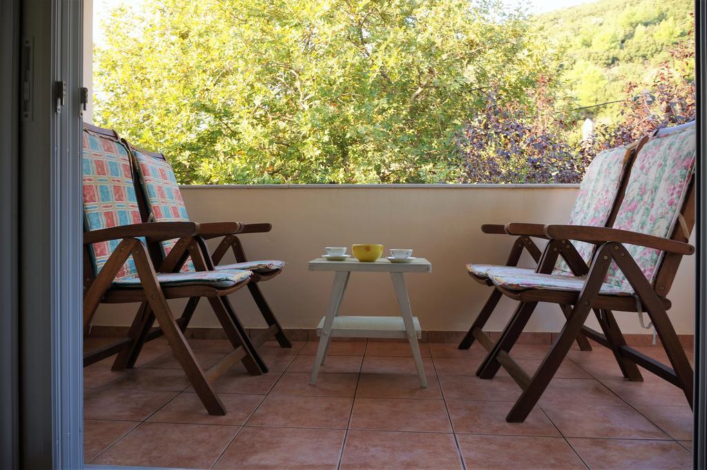 Villa The Platanus Tree Kato Vasiliki 外观 照片